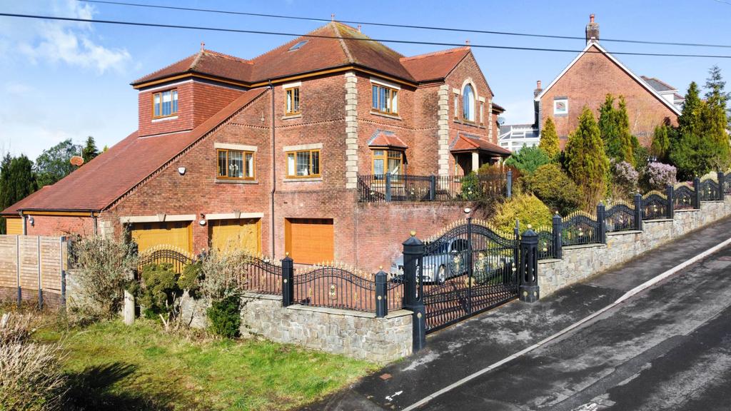 Bronallt Road, Hendy, Pontarddulais... 5 bed detached house £925,000