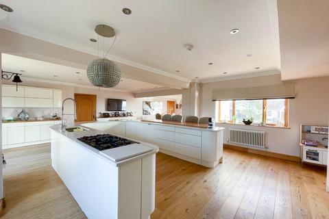 85 Bronallt Road, Hendy, Swansea, SA4 0UD