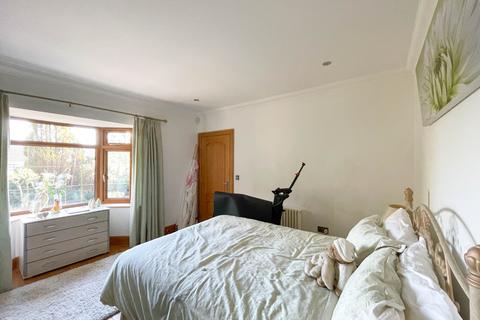 85 Bronallt Road, Hendy, Swansea, SA4 0UD