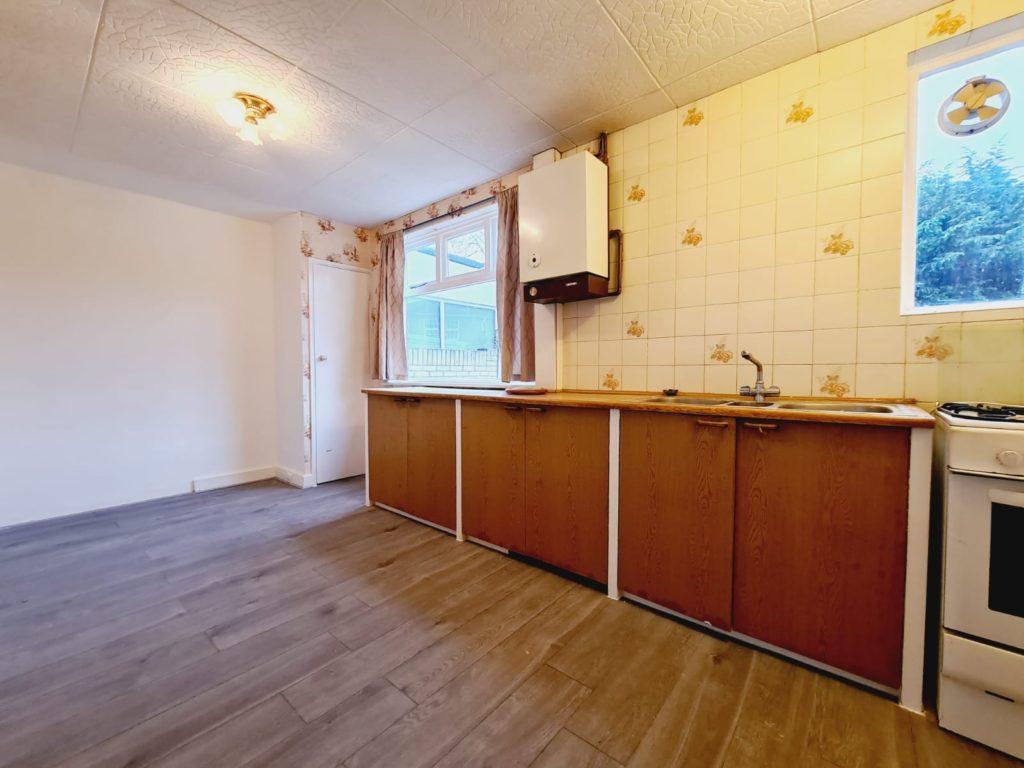Bell Lane, EN3 3 bed house £1,850 pcm (£427 pw)