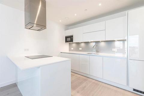 1 bedroom apartment to rent, Carriage House, City North Place, N4