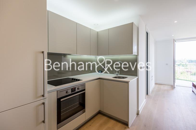 Maltby House, Kidbrooke Village SE3 Studio £1,300 pcm (£300 pw)