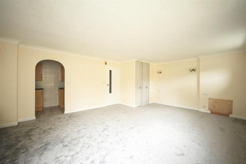 undefined, 11 Hometor House, Exeter Road EX8