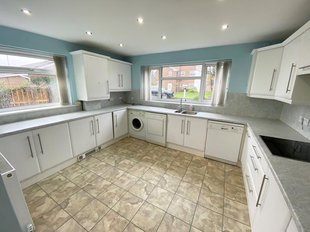 Gores Lane, Formby, Liverpool, L37 3 bed apartment £275,000