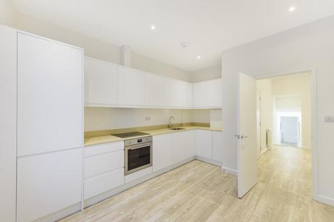 2 bedroom apartment to rent, Fortune Green Road,  West Hampstead,  NW6