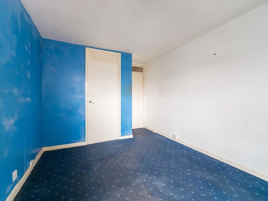 Bedroom (2)