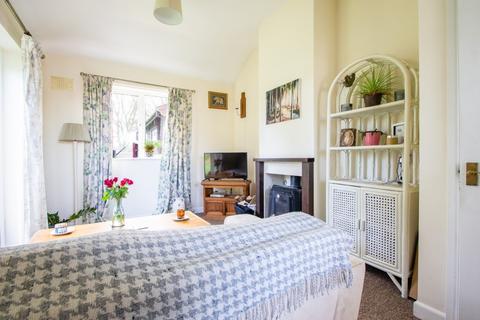 South View Alvescot Road, Black Bourton, Bampton, OX18 2PP