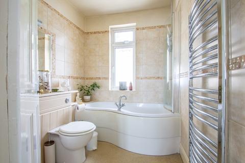 South View Alvescot Road, Black Bourton, Bampton, OX18 2PP
