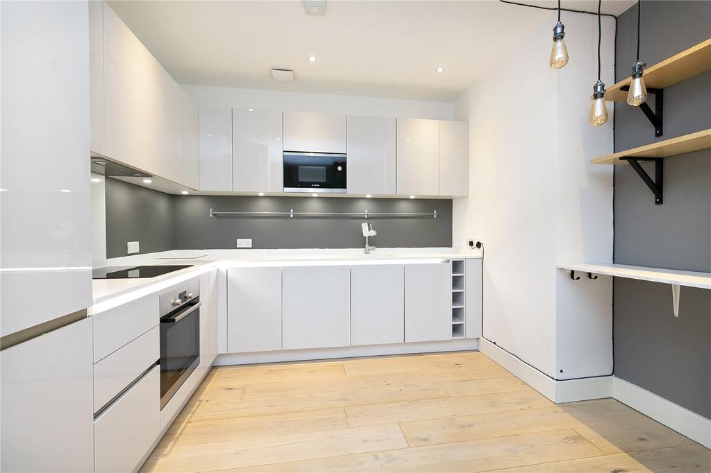 Bardolph Road, Richmond, TW9 2 bed apartment £2,250 pcm (£519 pw)