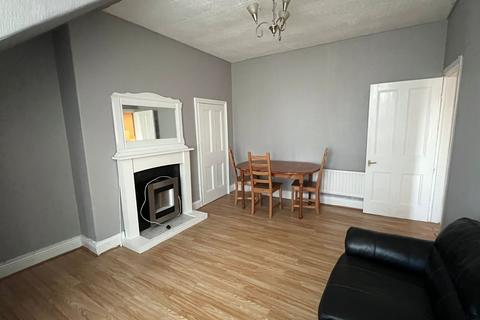 2 bedroom flat to rent, Whitehall Terrace, Sunderland SR4