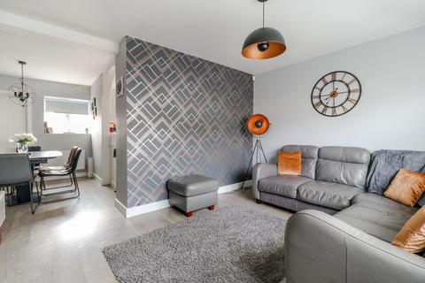 40 Hurst Drive, Waltham Cross, EN8 8DQ