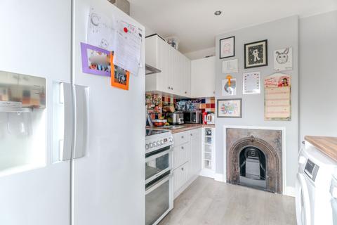 40 Hurst Drive, Waltham Cross, EN8 8DQ