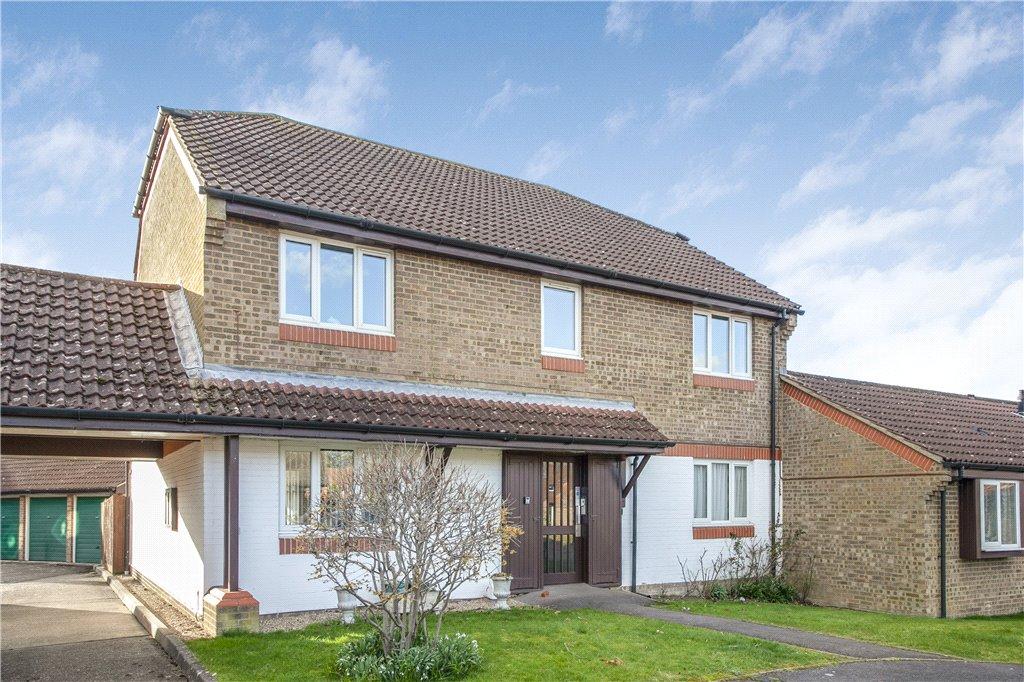 Darfield Road, Guildford, Surrey, GU4 1 bed apartment £160,000