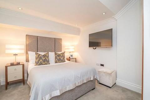 1 bedroom flat to rent, Kensington Gardens Square, London, W2