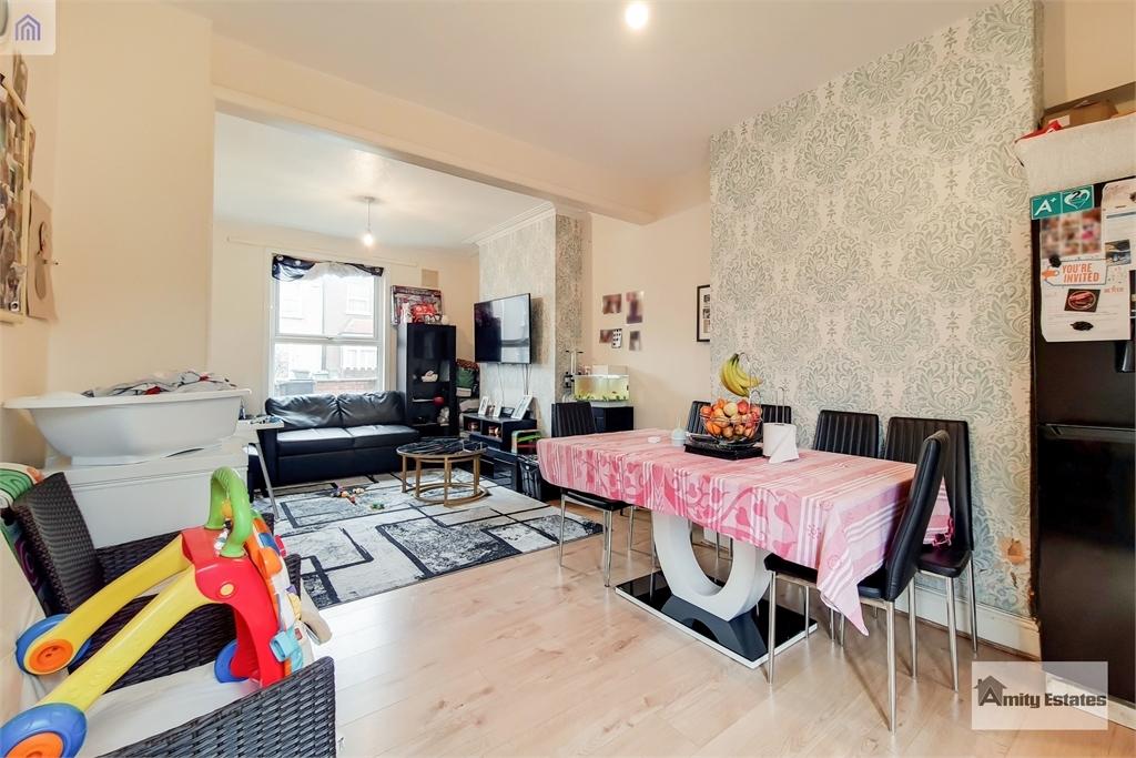 Sandhurst Road, Catford, London, 3 bed terraced house £510,000