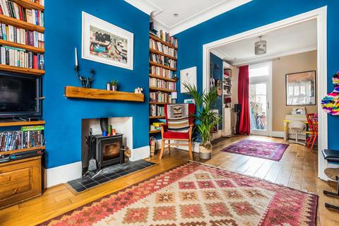 107 Howson Road, London, SE4 2BB