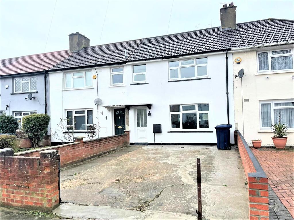 Hicks Avenue, Greenford UB6 4 bed terraced house £1,900 pcm (£438 pw)