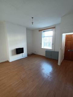 3 bedroom terraced house to rent, Barnes Street, Clayton Le Moors BB5