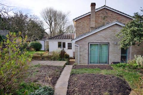 21 Marshall Close, Feering, Colchester, CO5 9LQ