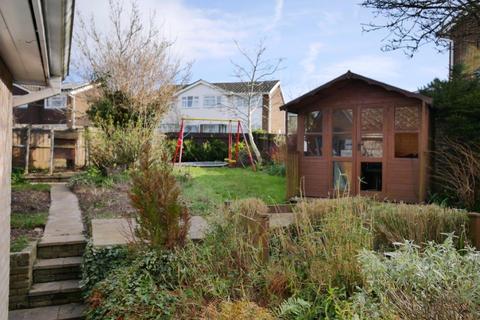 21 Marshall Close, Feering, Colchester, CO5 9LQ