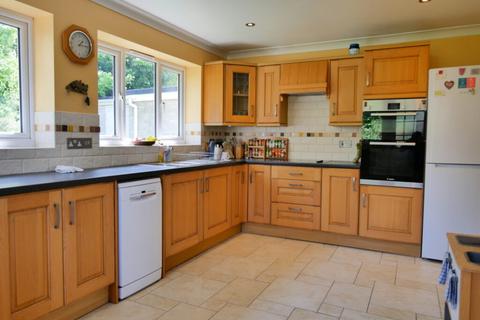 21 Marshall Close, Feering, Colchester, CO5 9LQ