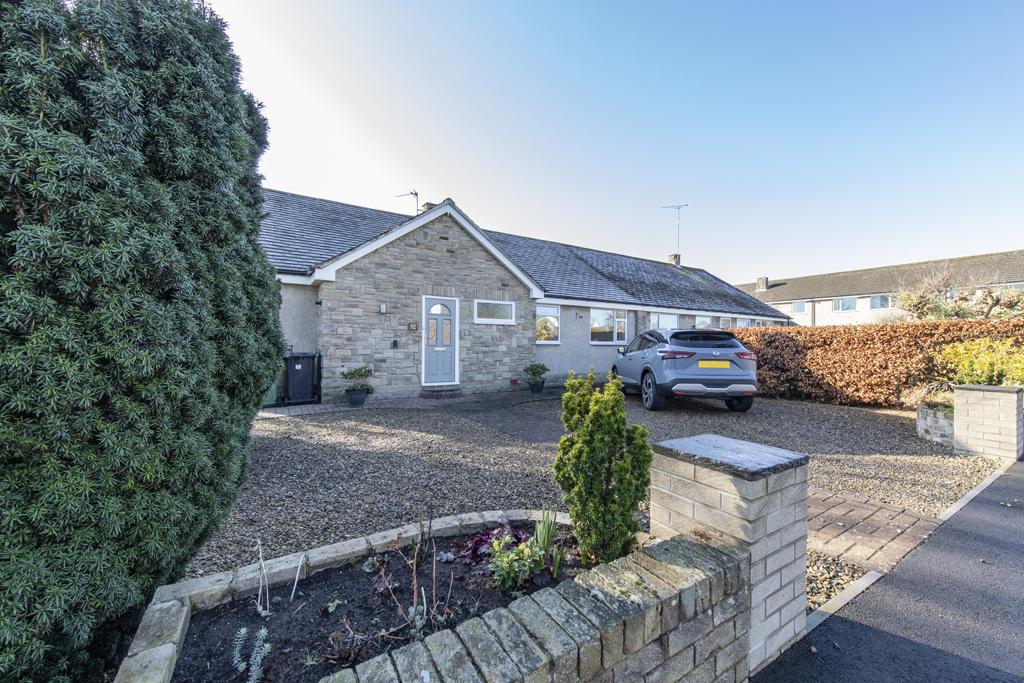 Crofts Avenue, Corbridge NE45 3 bed bungalow £1,200 pcm (£277 pw)