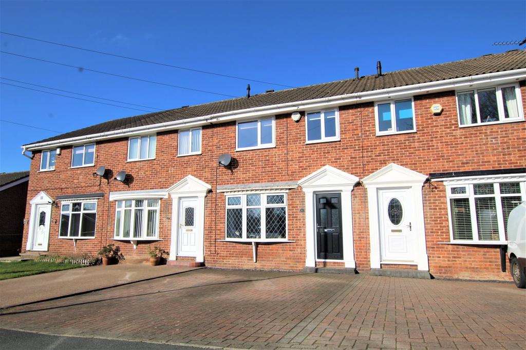 Cedar Avenue, Ossett 3 bed townhouse £210,000