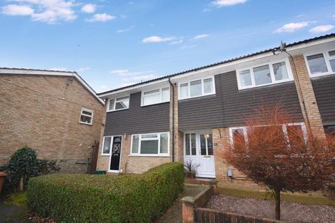 3 bedroom terraced house to rent, Folly Close, Hitchin, SG4