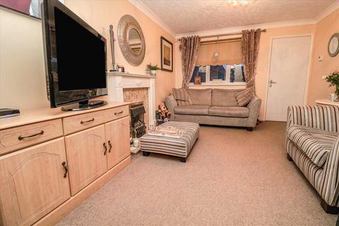30 Adelaide Close, Waddington, Lincoln, LN5 9XN