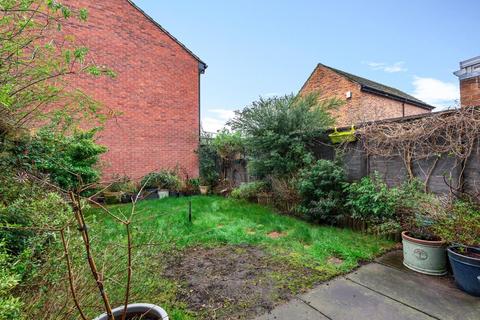 3 Fisherman Close, Richmond, TW10 7YP