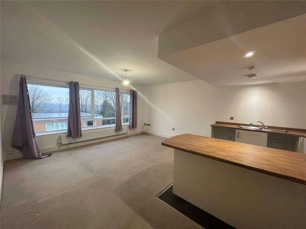 Rosehill Court, Woolton, Liverpool, Merseyside, L25 2 bed apartment £