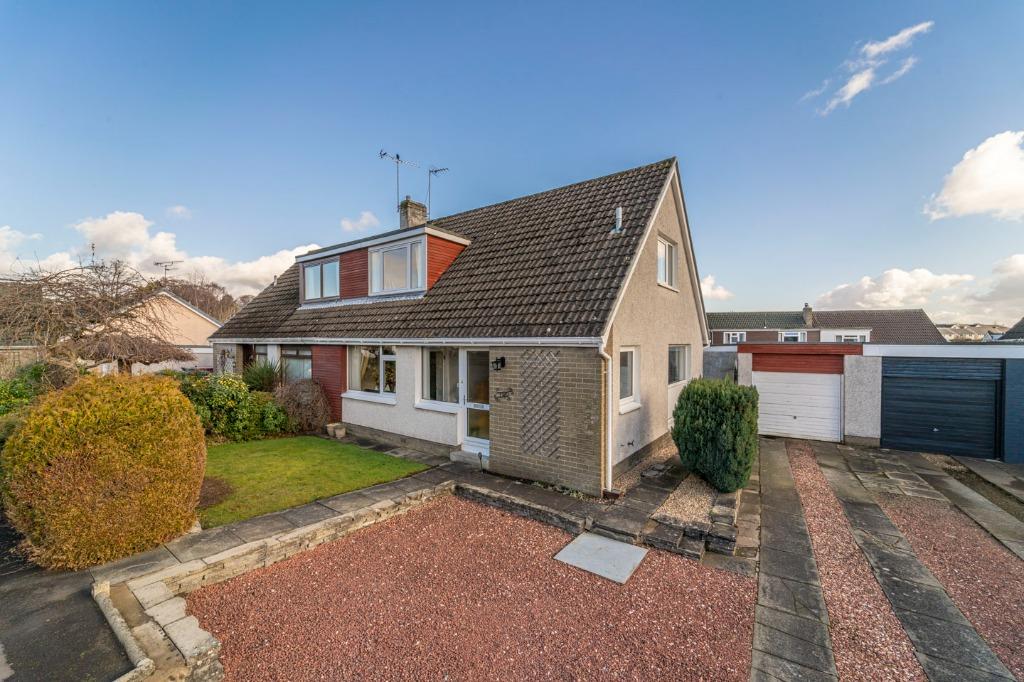 Deroran Place, Torbrex, Stirling... 3 bed semidetached house £245,000