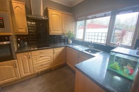 13 Alder Avenue, Ystradgynlais, Swansea, SA9 1AQ