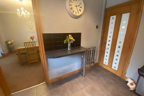 13 Alder Avenue, Ystradgynlais, Swansea, SA9 1AQ