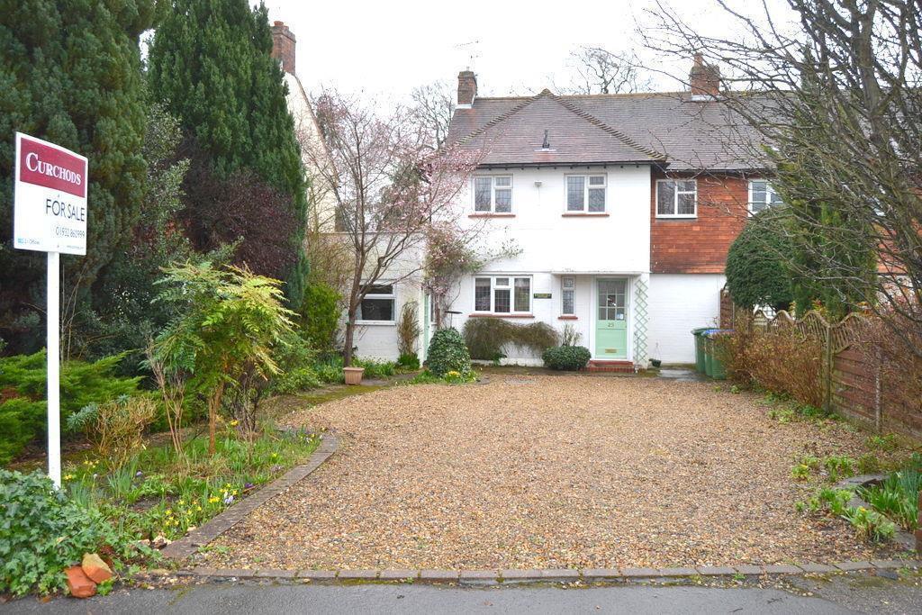 Blundel Lane, Cobham, KT11 3 bed semidetached house £675,000