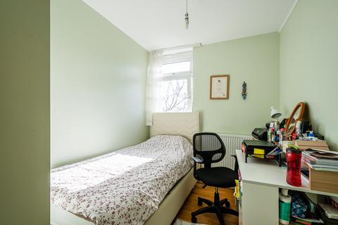 48 Ballance Road, London, E9 5SR