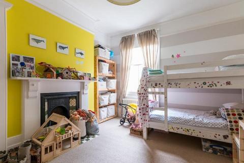 1 Calais Street, London, SE5 9LP