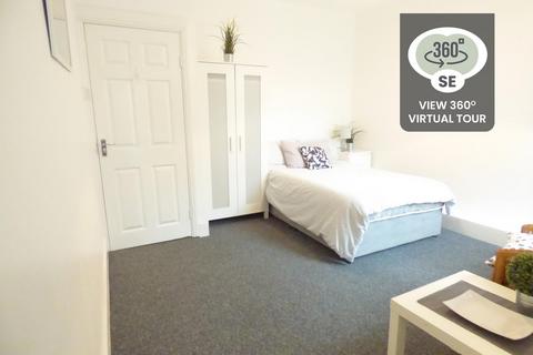 Studio to rent - Bolingbroke Road, Coventry, CV3