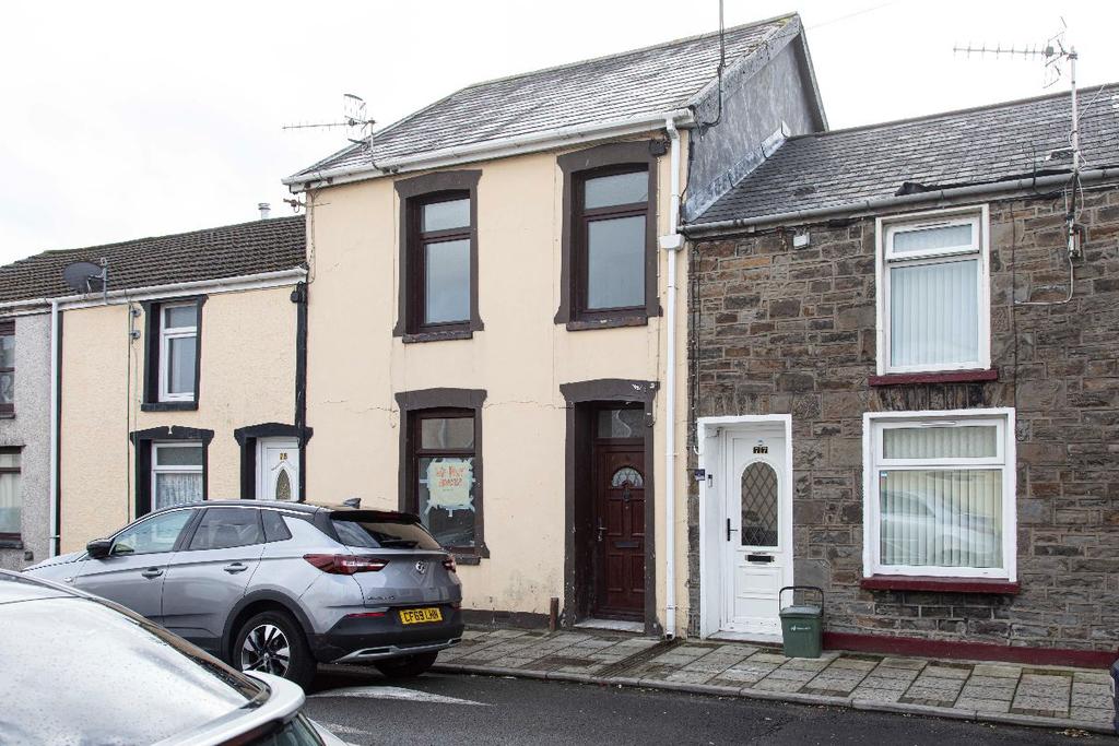 Wind Street, Aberdare 4 bed terraced house £725 pcm (£167 pw)