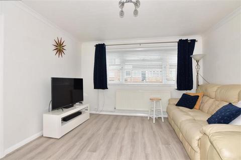 103 Eastfields, Folkestone, CT19 5RT