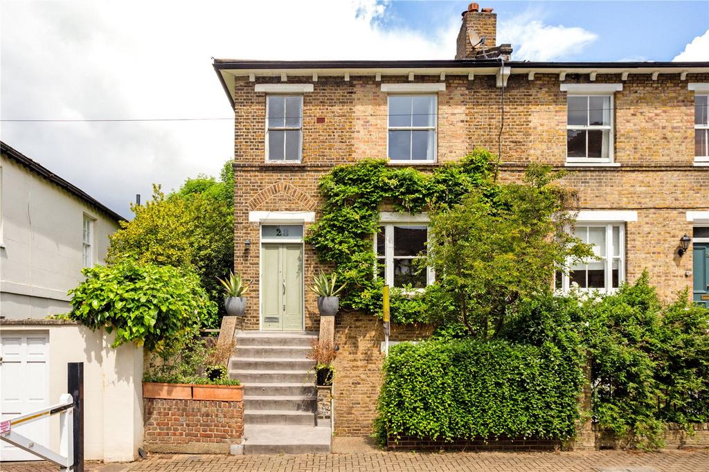 Spencer Walk, Putney, London, SW15 4 bed semidetached house for sale
