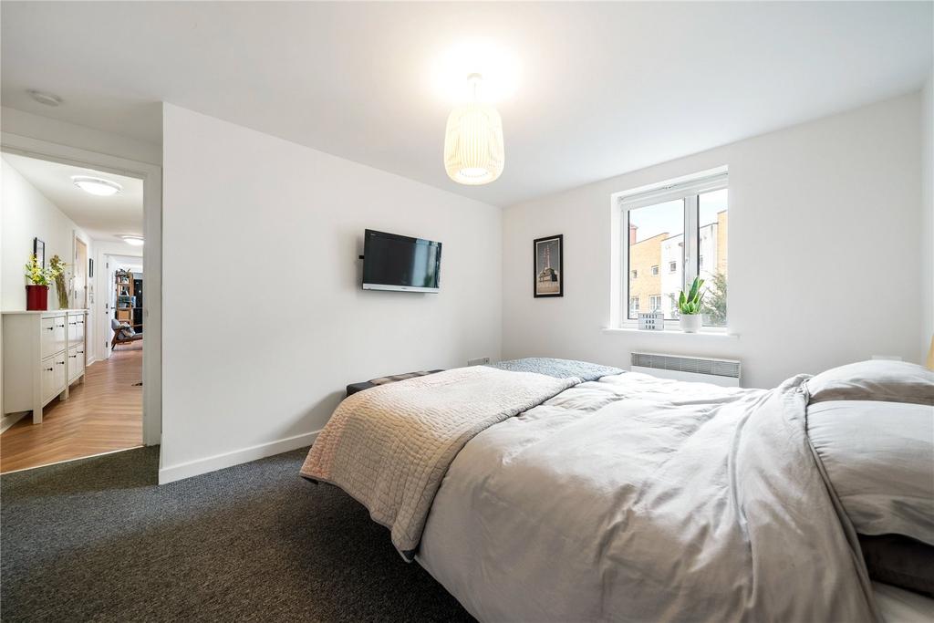 Large Bedroom