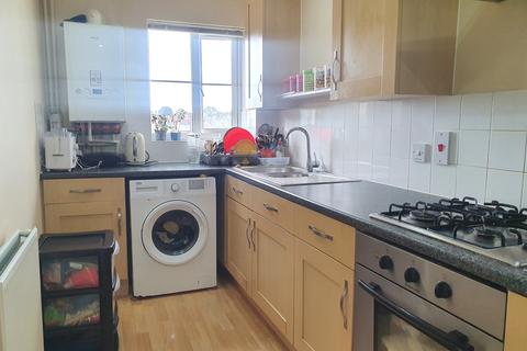 2 bedroom flat to rent, Shankley Way, St. James, Northampton, NN5