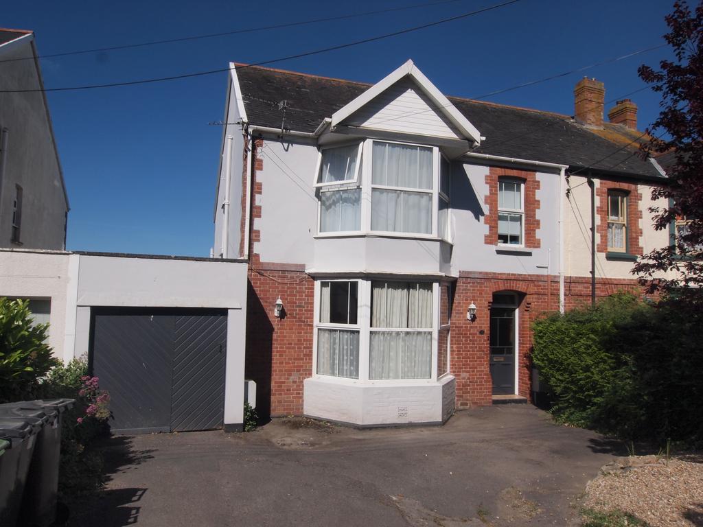 Hills View, Braunton EX33 1 bed flat £550 pcm (£127 pw)