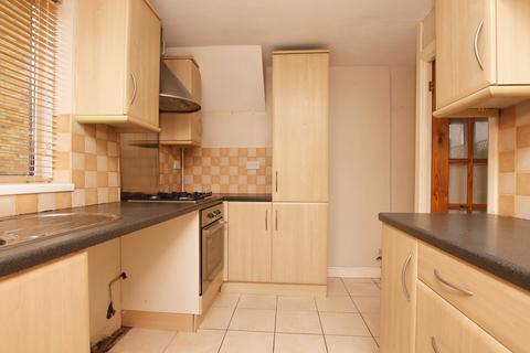 12 Claverton Close, Beddau, Pontypridd, CF38 2SB