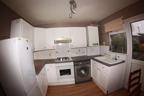 2 bedroom terraced house to rent, Latham Close, Beckton , E6