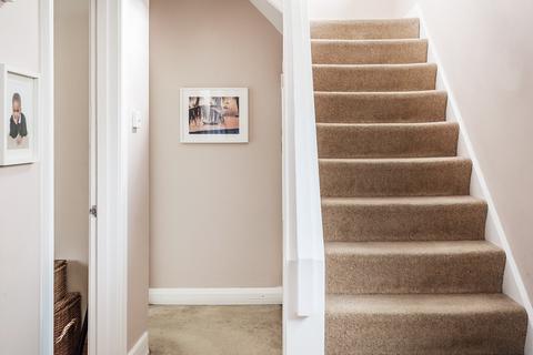 23 Merland Rise, Epsom, KT18 5RY
