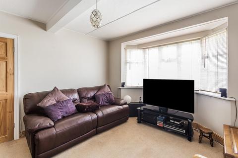 23 Merland Rise, Epsom, KT18 5RY