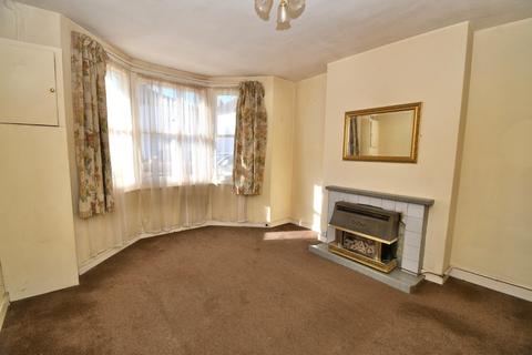 94 Kings Road, Godalming, GU7 3ES
