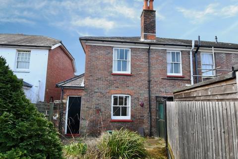 94 Kings Road, Godalming, GU7 3ES